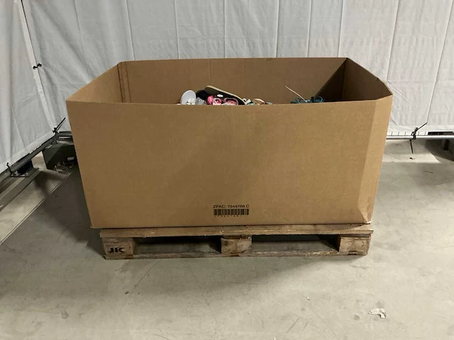 Pallet a-merk slippers & sandalen - afbeelding 6 van  6