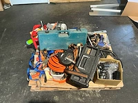 Pallet aannemersmateriaal