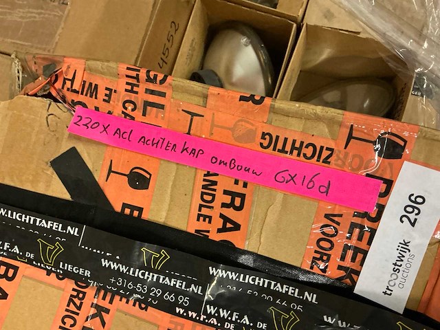 Pallet acl lichten en achterkappen - afbeelding 5 van  7