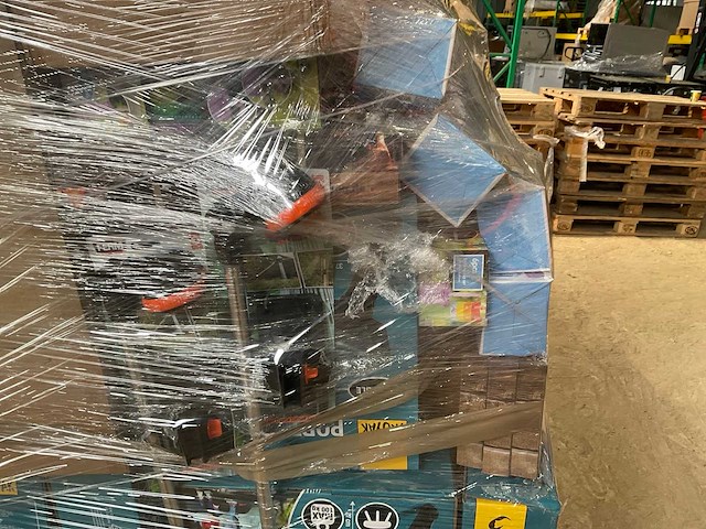 Pallet action overstock - afbeelding 4 van  4