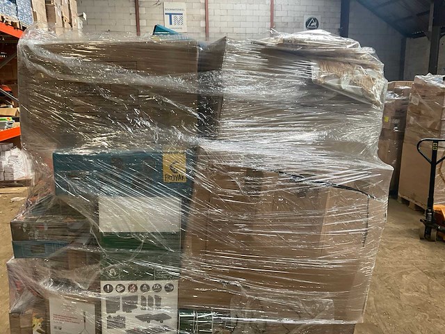 Pallet action overstock - afbeelding 9 van  19