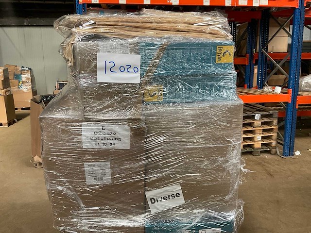 Pallet action overstock - afbeelding 11 van  19