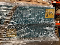 Pallet action overstock - afbeelding 12 van  19