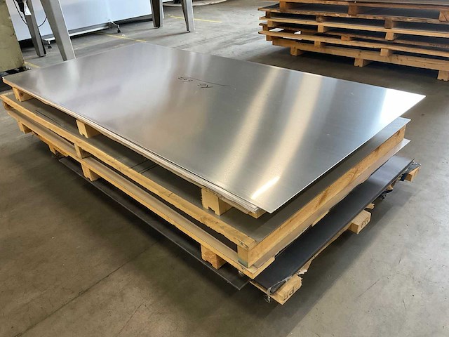 Pallet aluminium platen (4x) - afbeelding 3 van  9