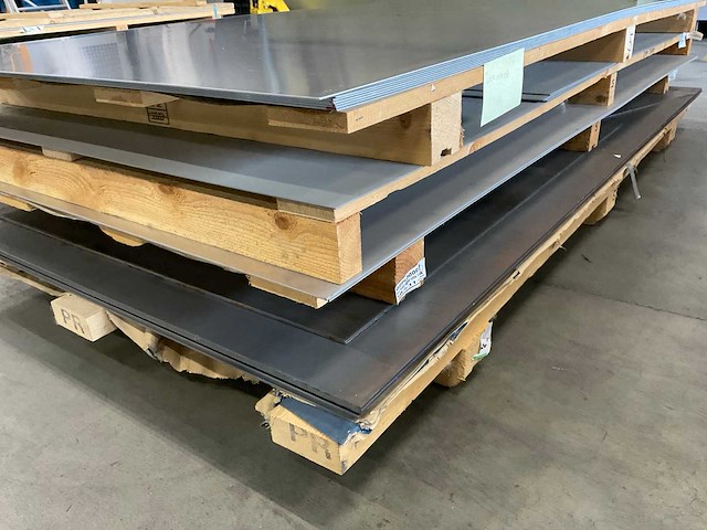 Pallet aluminium platen (4x) - afbeelding 5 van  9