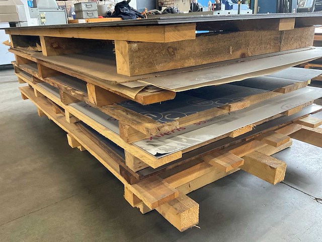 Pallet aluminium platen (6x) - afbeelding 4 van  8