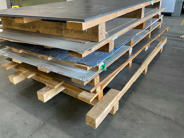 Pallet aluminium platen (6x) - afbeelding 5 van  8