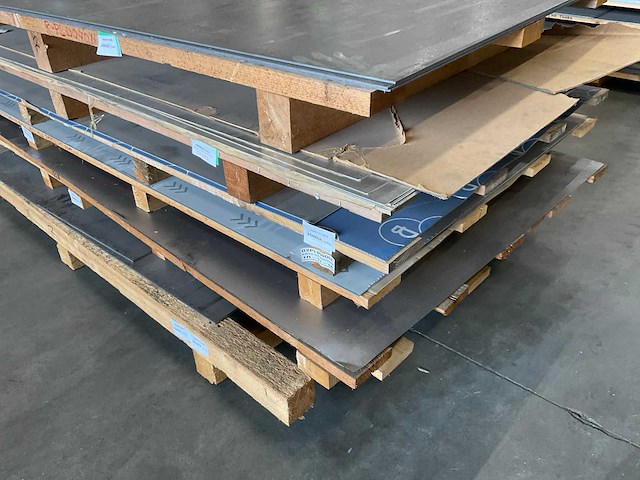 Pallet aluminium platen (6x) - afbeelding 6 van  8