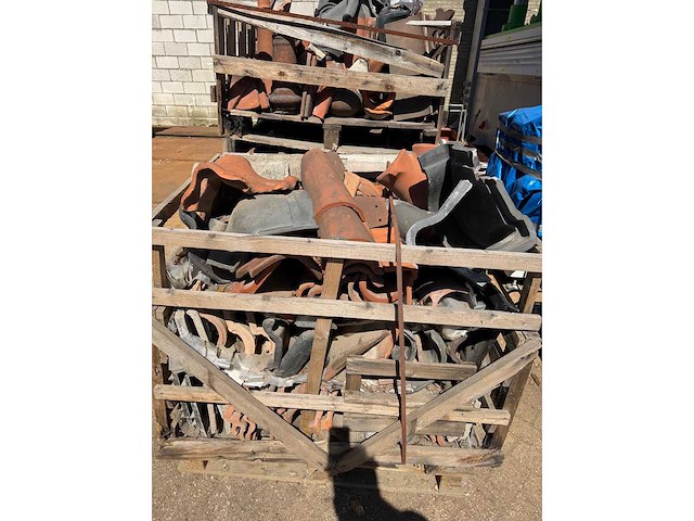 Pallet antieke dakpannen (3x) - afbeelding 4 van  4
