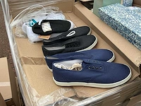Pallet | assorti schoenen - afbeelding 2 van  10