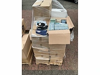 Pallet | assorti schoenen - afbeelding 10 van  10