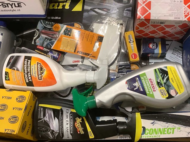 Pallet auto-onderdelen - afbeelding 9 van  10