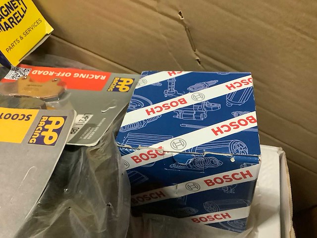 Pallet auto-onderdelen - afbeelding 4 van  8