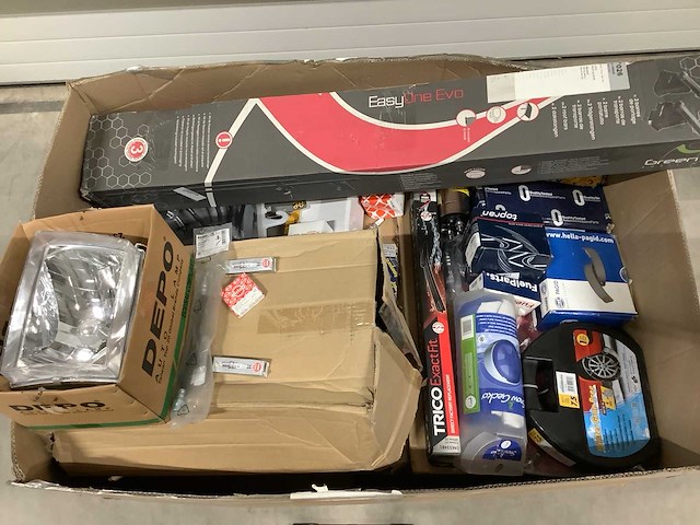 Pallet auto-onderdelen - afbeelding 1 van  9