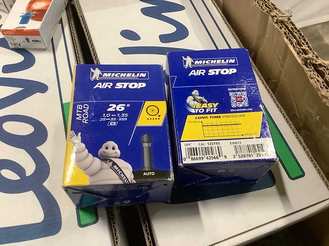 Pallet auto-onderdelen - afbeelding 3 van  8