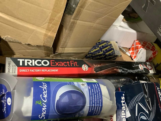 Pallet auto-onderdelen - afbeelding 4 van  9