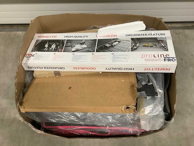 Pallet auto-onderdelen - afbeelding 1 van  4