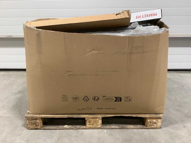 Pallet auto-onderdelen - afbeelding 3 van  4