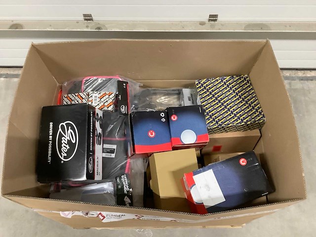 Pallet auto-onderdelen - afbeelding 1 van  6