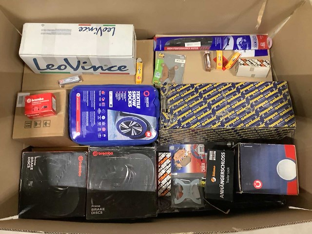 Pallet auto-onderdelen - afbeelding 1 van  8