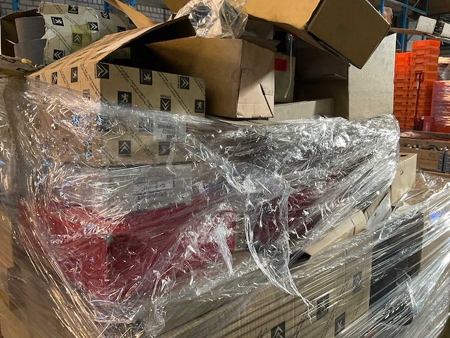 Pallet auto onderdelen - afbeelding 7 van  10