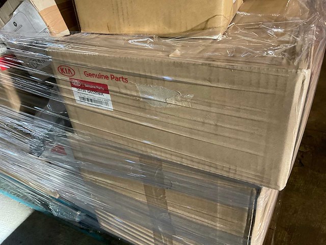 Pallet auto onderdelen - afbeelding 10 van  10