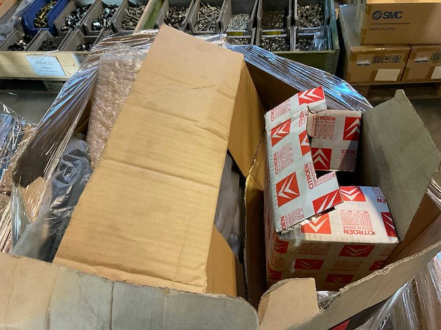 Pallet auto onderdelen - afbeelding 5 van  8