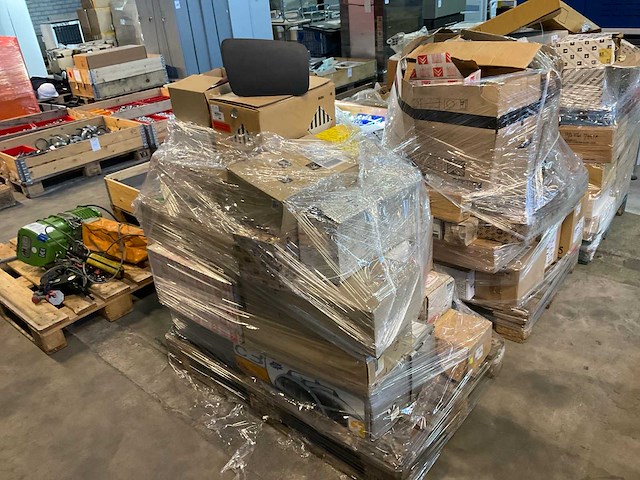 Pallet auto onderdelen - afbeelding 2 van  8