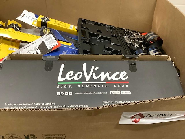 Pallet auto-onderdelen - afbeelding 3 van  5