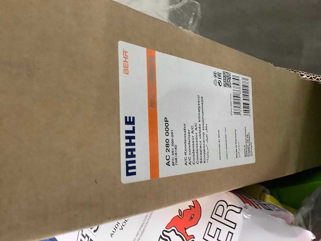 Pallet auto onderdelen - afbeelding 2 van  11