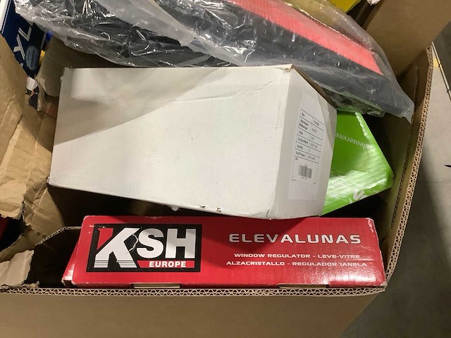 Pallet auto onderdelen - afbeelding 6 van  11