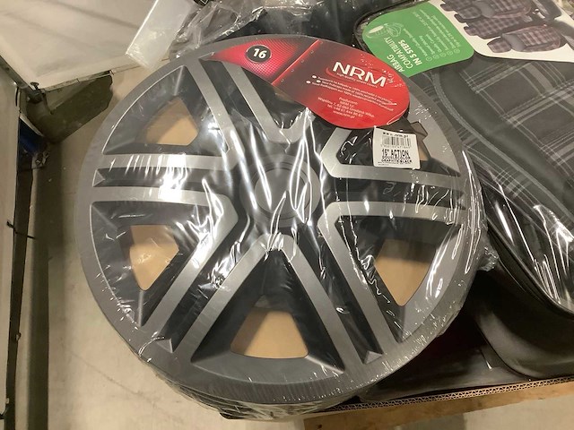 Pallet auto-onderdelen - afbeelding 2 van  4