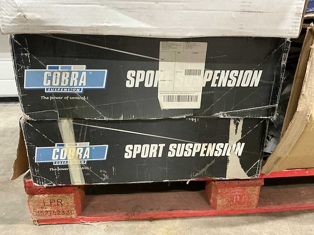 Pallet auto onderdelen - afbeelding 3 van  4