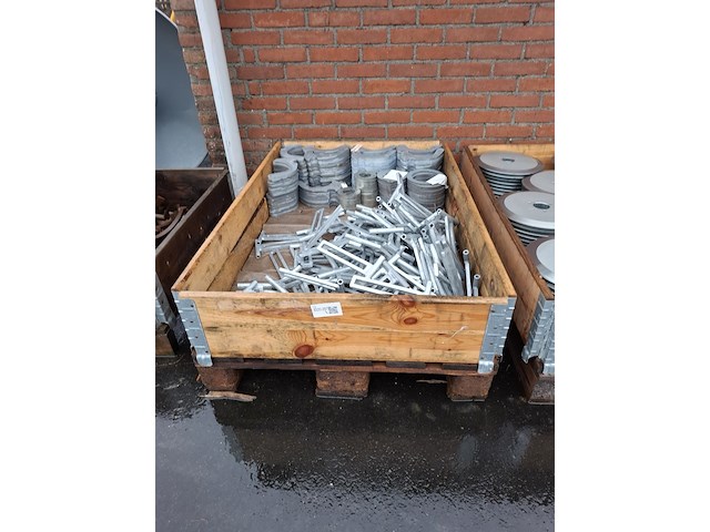 Pallet bemester montagemateriaal - afbeelding 1 van  5