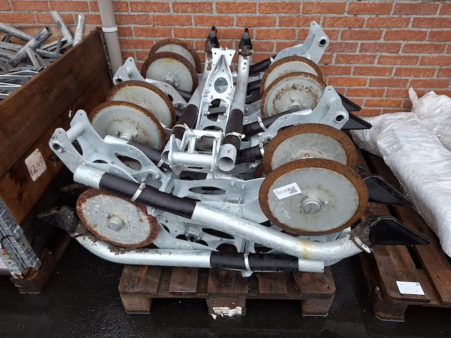 Pallet bemesteronderdelen - afbeelding 1 van  5