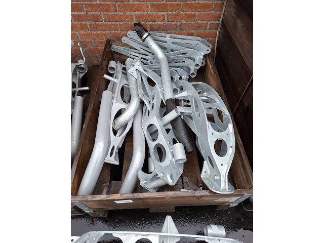 Pallet bemesteronderdelen - afbeelding 2 van  3