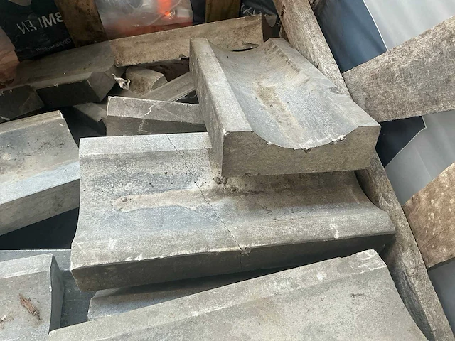 Pallet beton goot tegels - afbeelding 4 van  5