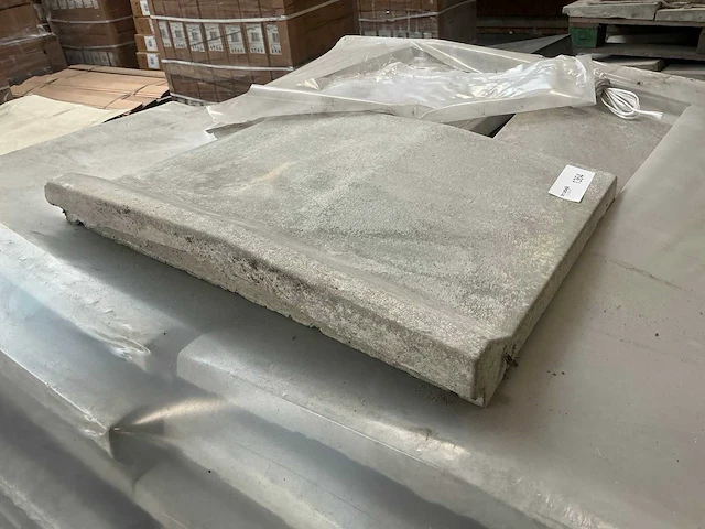 Pallet betontegel 48x49cm - afbeelding 5 van  5
