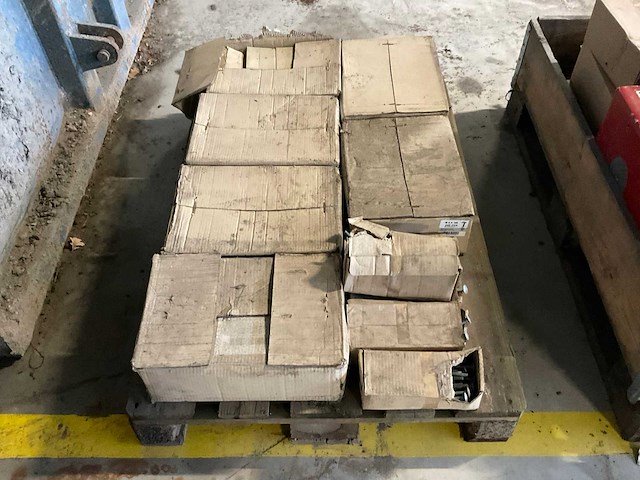 Pallet bevestigingsmateriaal (4x) - afbeelding 7 van  7
