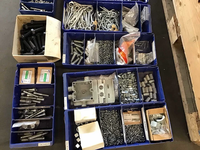 Pallet bevestigingsmaterialen - afbeelding 6 van  6