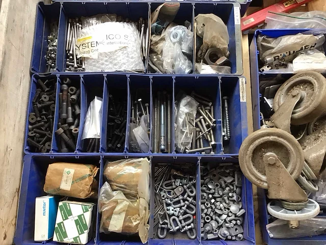 Pallet bevestigingsmaterialen - afbeelding 2 van  3