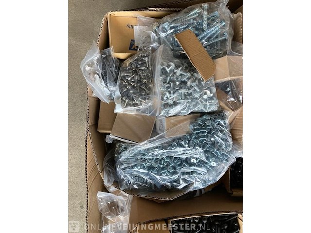 Pallet bouten en moeren - afbeelding 5 van  10
