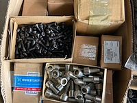 Pallet bouten en moeren - afbeelding 6 van  10