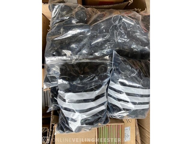 Pallet bouten en moeren - afbeelding 7 van  10