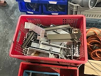 Pallet bouw- en bevestigingsmateriaal - afbeelding 4 van  6