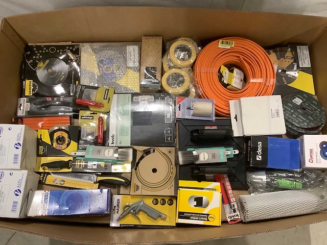 Pallet bouw-benodigdheden - afbeelding 1 van  12