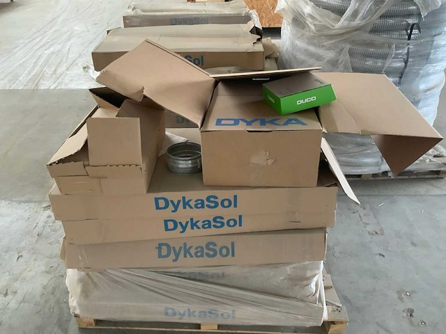 Pallet bouwmaterialen (5x) - afbeelding 2 van  5