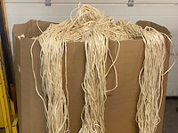 Pallet box vol gesneden sisal touw - afbeelding 1 van  5