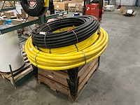 Pallet buizen slangen en installatie materiaal (4x) - afbeelding 1 van  9