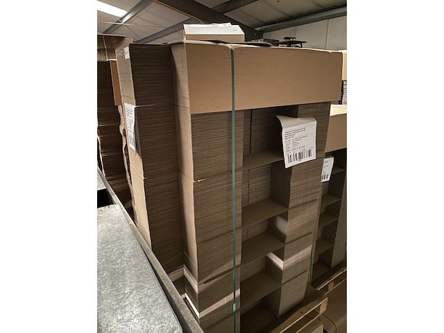 Pallet ca. 1200 stansdoos 260x260x30mm, wit - afbeelding 1 van  3